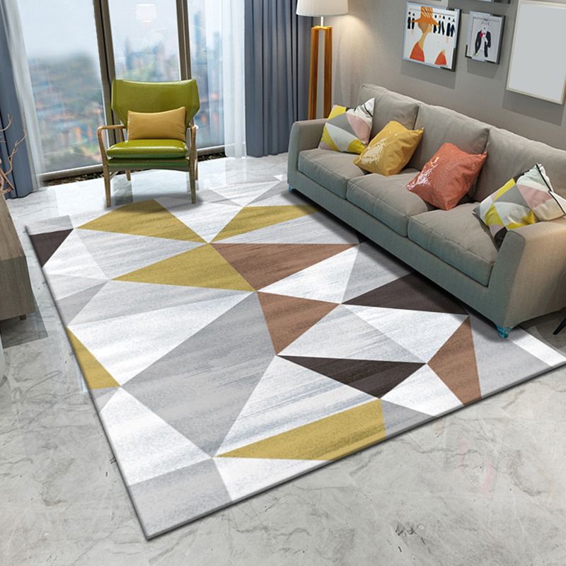 Modern Style Triangles Pattern Rug Multi-Color Polyester Carpet Pet Friendly Indoor Rug for Living Room