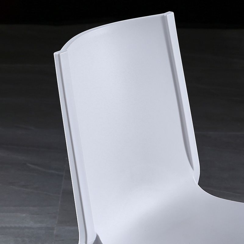 Chaise latéral de maison scandinave solide en plastique multicolore