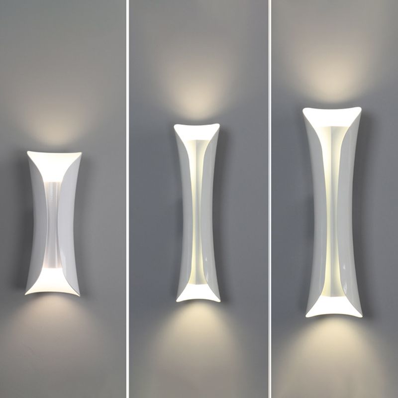 Modern Style Curl Wall Sconce Metallic 2-Lights Wall Mount Light in Black and White