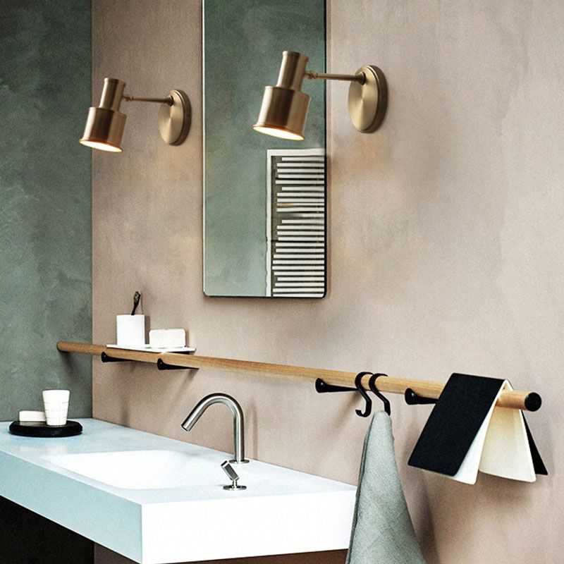 1-Licht-Halbzylinder-Schatten Wandleuchte postmoderne Wandbeleuchtung im Messing