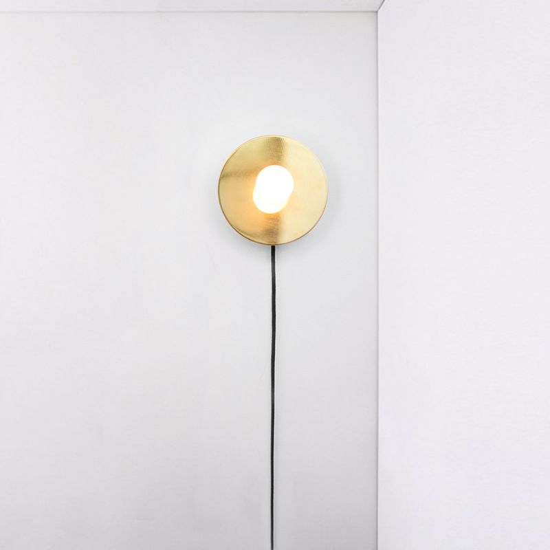 Metal Wall Lighting Fixtures Modern Style 1 Light Wall Mounted Light Fixture in Gold