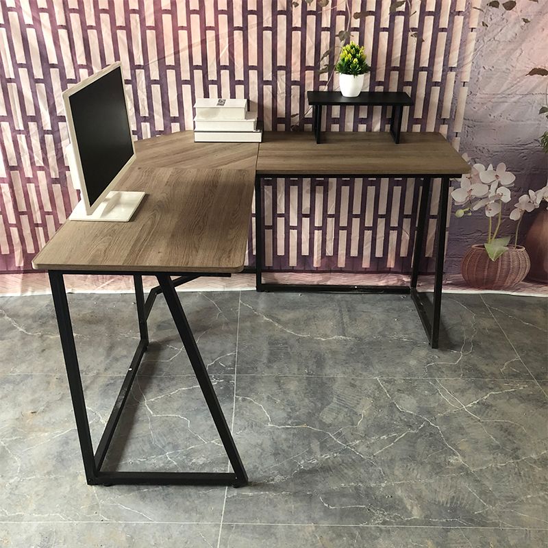 Industrial L-Shape Office Desk Solid Wood Writing Desk for Home