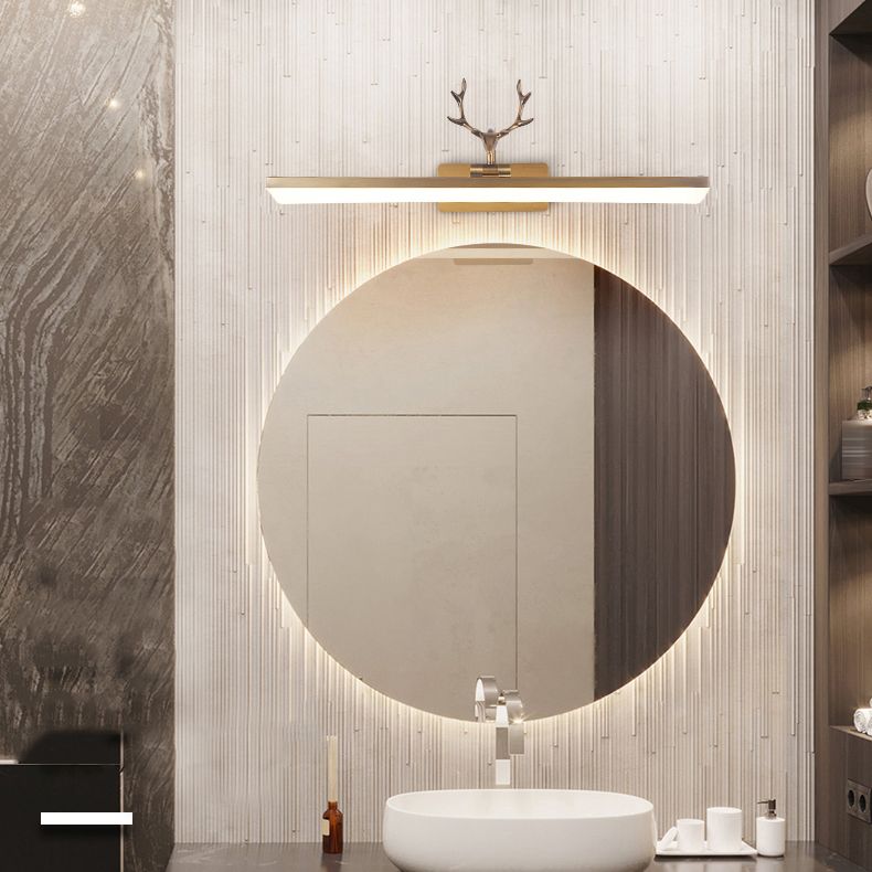 Linear Shape Metal Wall Sconce in Modern Style 1-Light Mirror Wall Mount Light