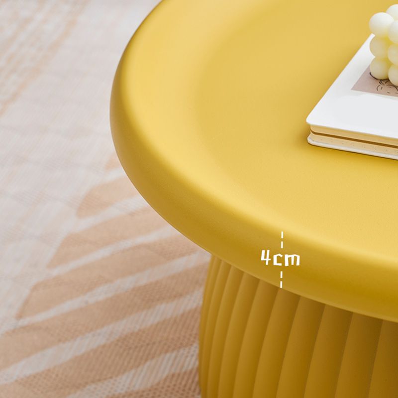 Glam Corner Table Plastic Round Pedestal Side End Snack Table