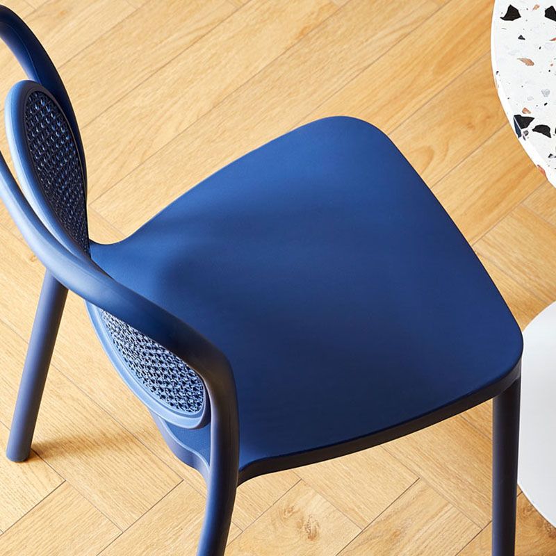 Sillas sin brazos de comedor de plástico de diseño escandinavo para el hogar, silla lateral con respaldo abierto