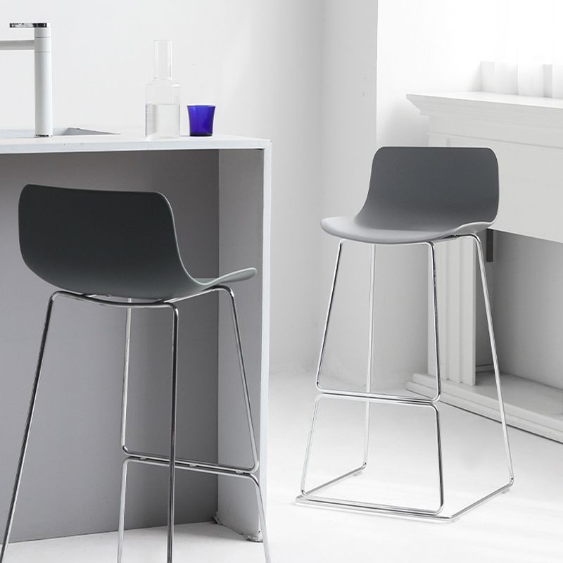 Scandinavian Armless Bar Stool Plastic and Steel Bar Stool for Living Room