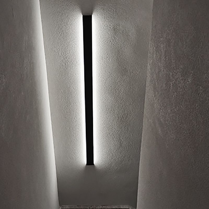 Linear Shape Metal Wall Light Modern Style 1 Light Wall Mount Lamp