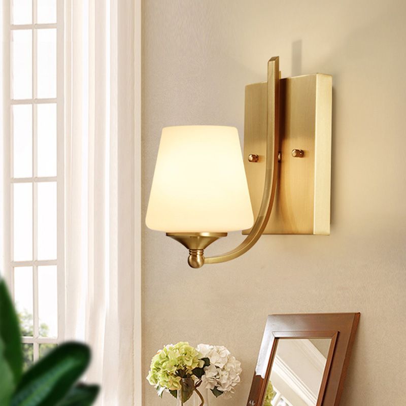 Metallic Candlestick Wall Sconce Minimalist 1 Head Wall Mounted Light in Gold for Entryway