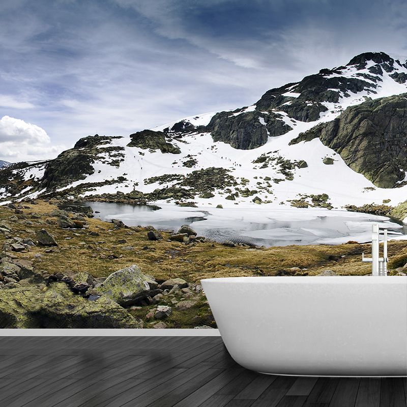 Non-Woven Waterproof Mural Modern Frozen Lake by the Snow Mountain Wall Decor in White-Green