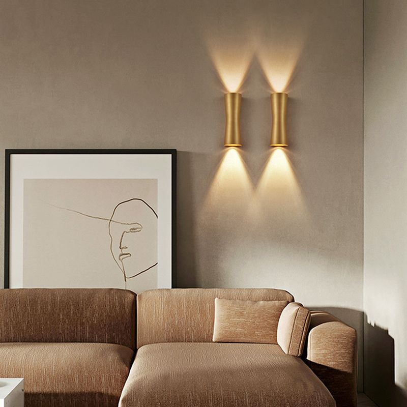2 Light Metal Wall Sconce Postmodern Wall Mounted Light Fixture for Living Room