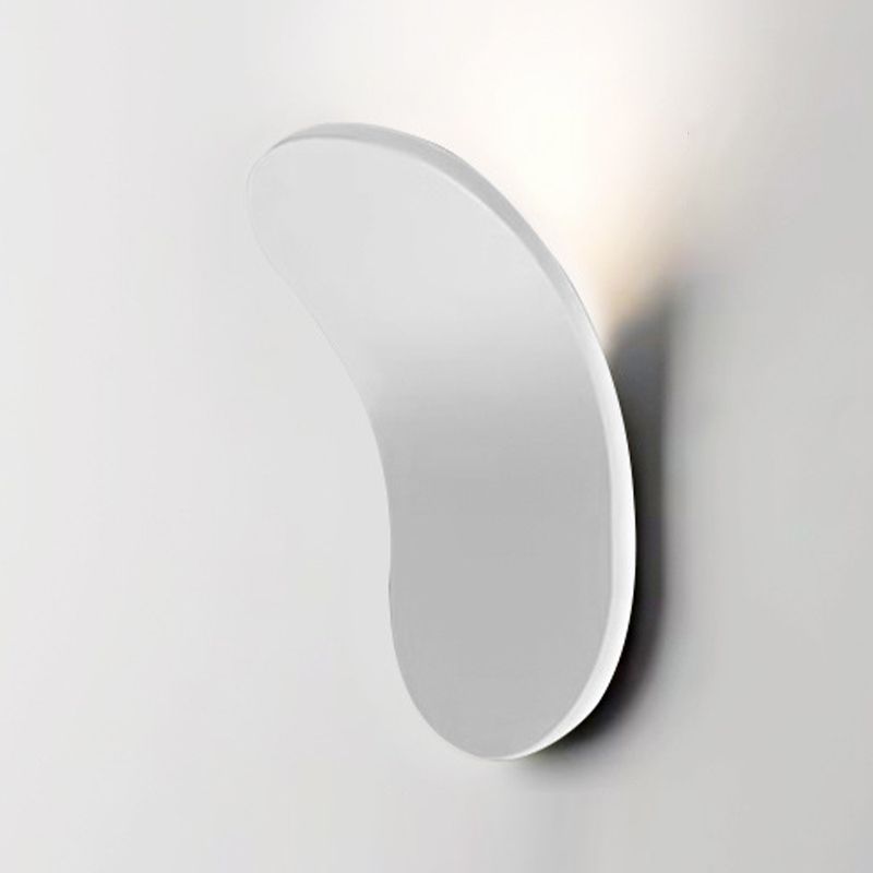 Modern LED Wall Sconce Geometric Shape Wall Light with Metal Shade for Living Room