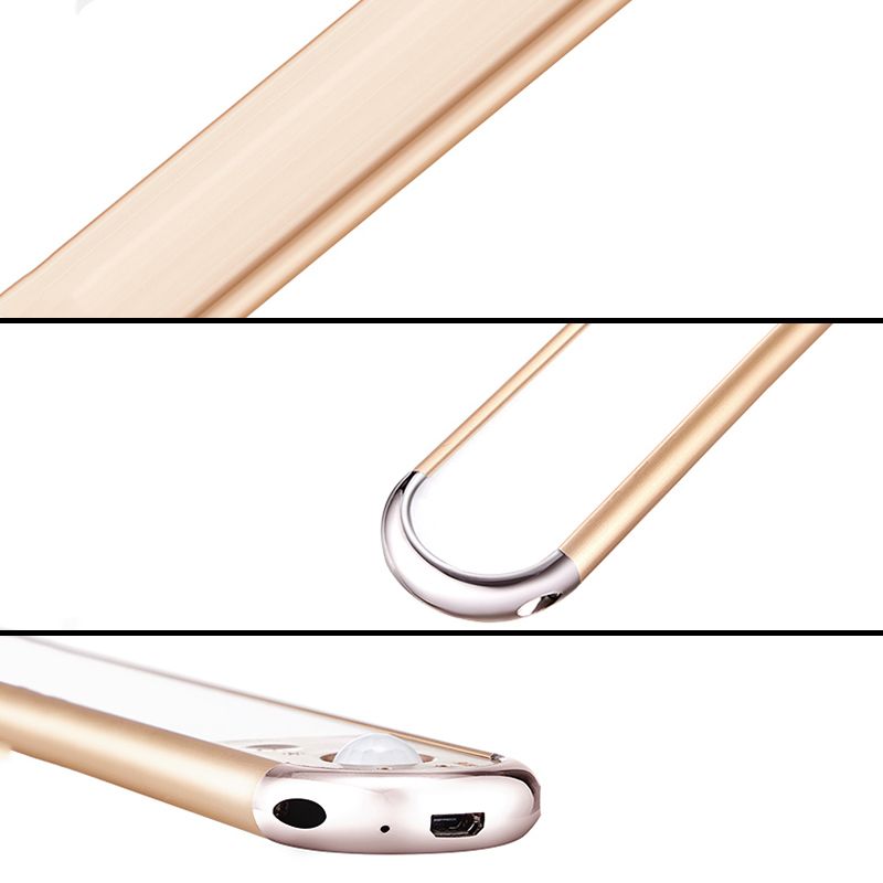 Gold länglich mobile LED Mirror Light Moderne Metall Waschtisch für Pulverraum