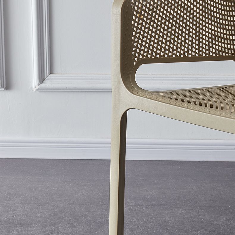 Scandinavische plastic keuken eetkamer leunstoel stoere rugstoel