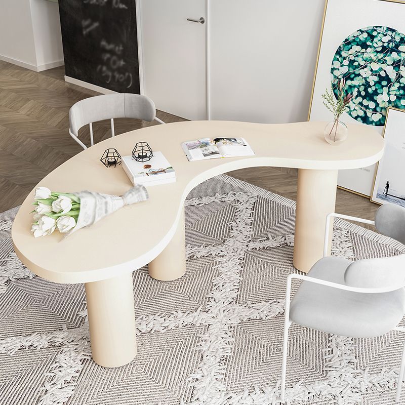 Modern Solid Wood Dining Table 3 Legs Dining Table for Dining Room