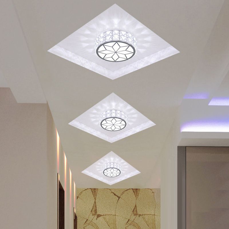 Circle Flush Mount Ceiling Lighting Fixture Modern LED Crystal Flush Mount Light