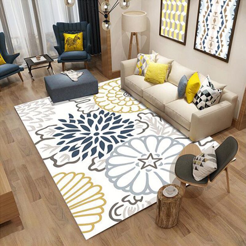 Black Modern Rug Polyester Graphic Rug Stain Resistant Rug for Drawing Room
