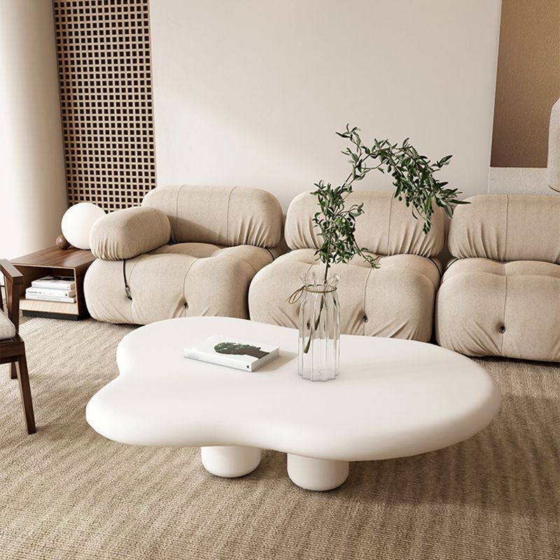 Scandinavian Wooden Coffee Table Free Form 3 Legs Cocktail Table for Home