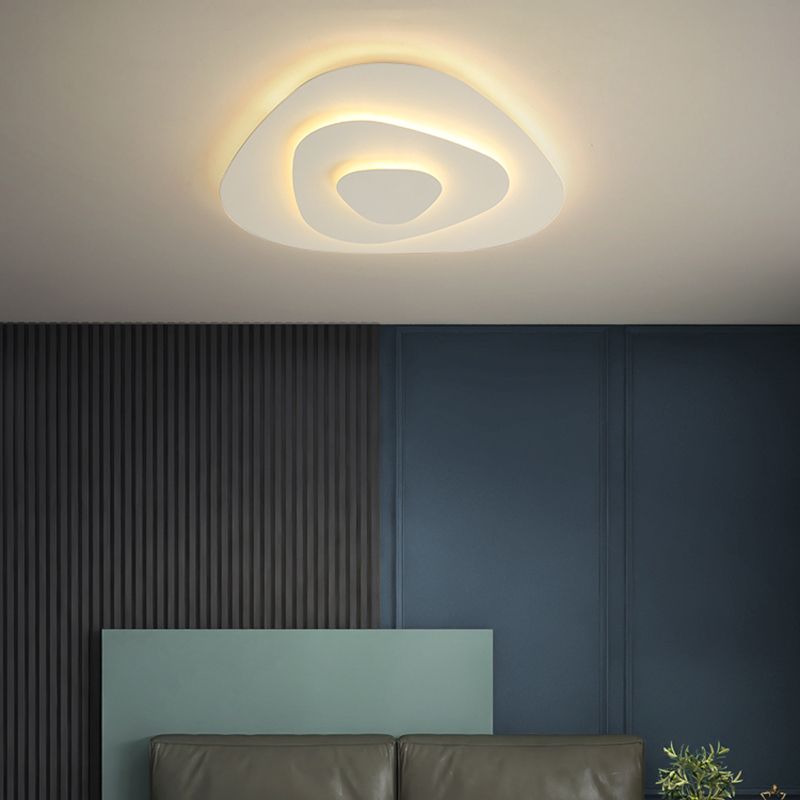 Lacquered Iron LED Ceiling Light in Modern Minimalist Style Acrylic Geometric Flush Mount in White