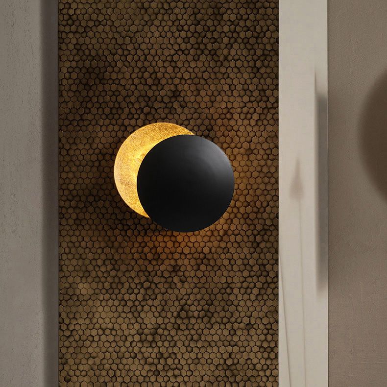 Wall Sconce Lighting Modern Style Metal LED Wall Mounted Lighting