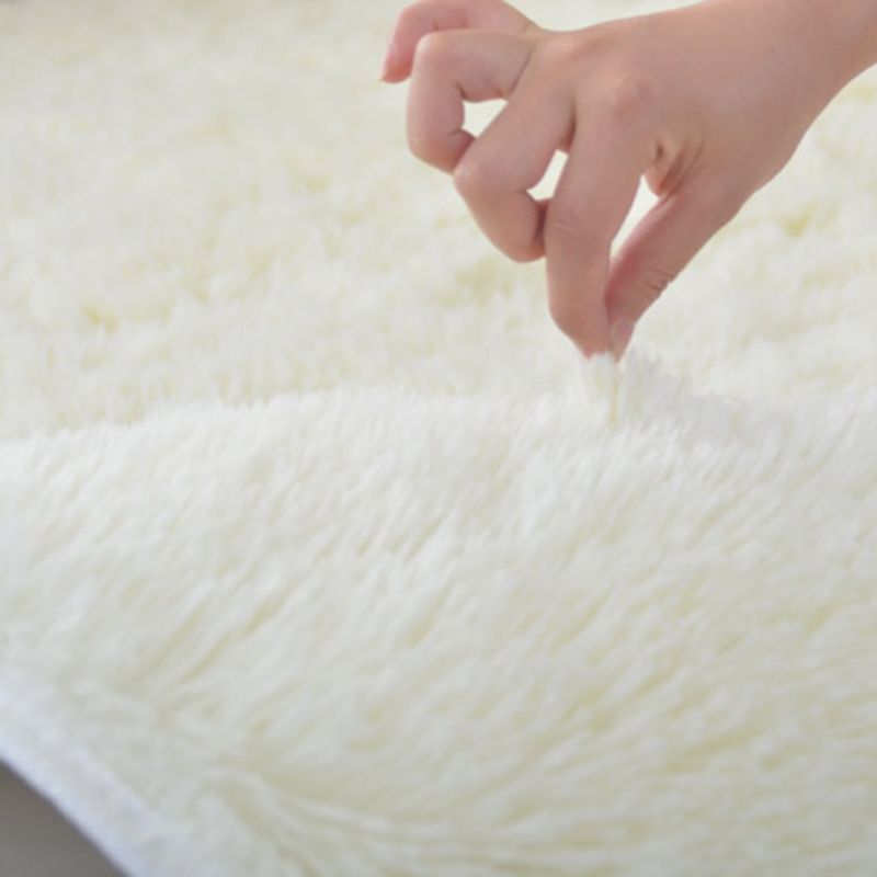 Soft Casual Shag Area Rug Minimalist Solid Carpet Polyester Non-Slip Backing Rug for Living Room