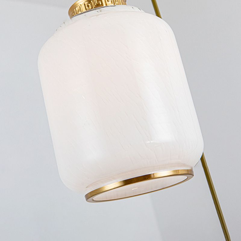 Weiße Glaszylindrische multi-Licht-Anhänger zeitgenössische Messingdecke für Treppen