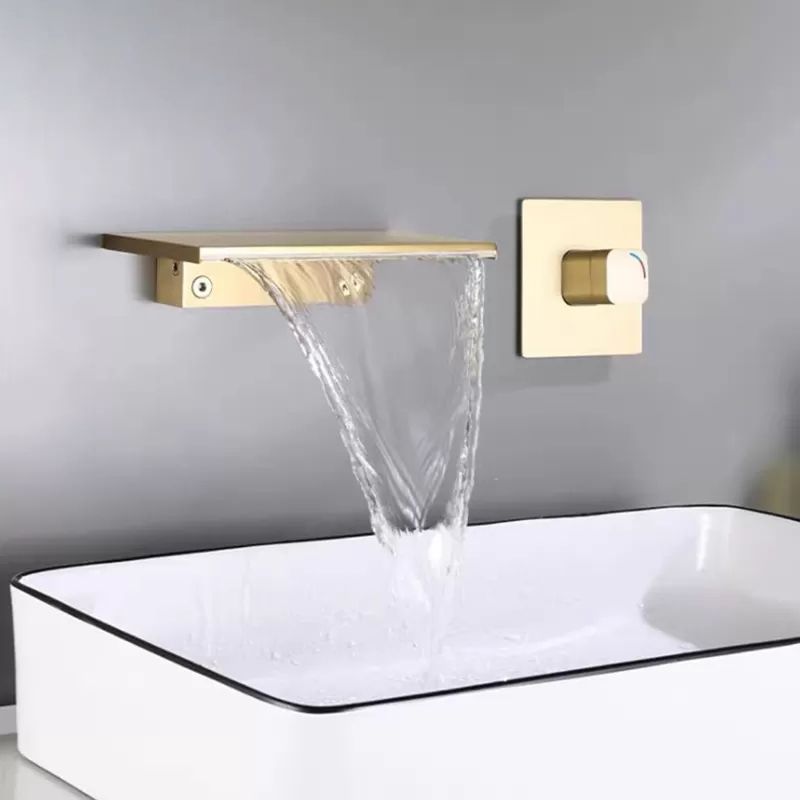 Modern Tub Faucet One Handle Copper Wall Mounted Bathtub Faucet