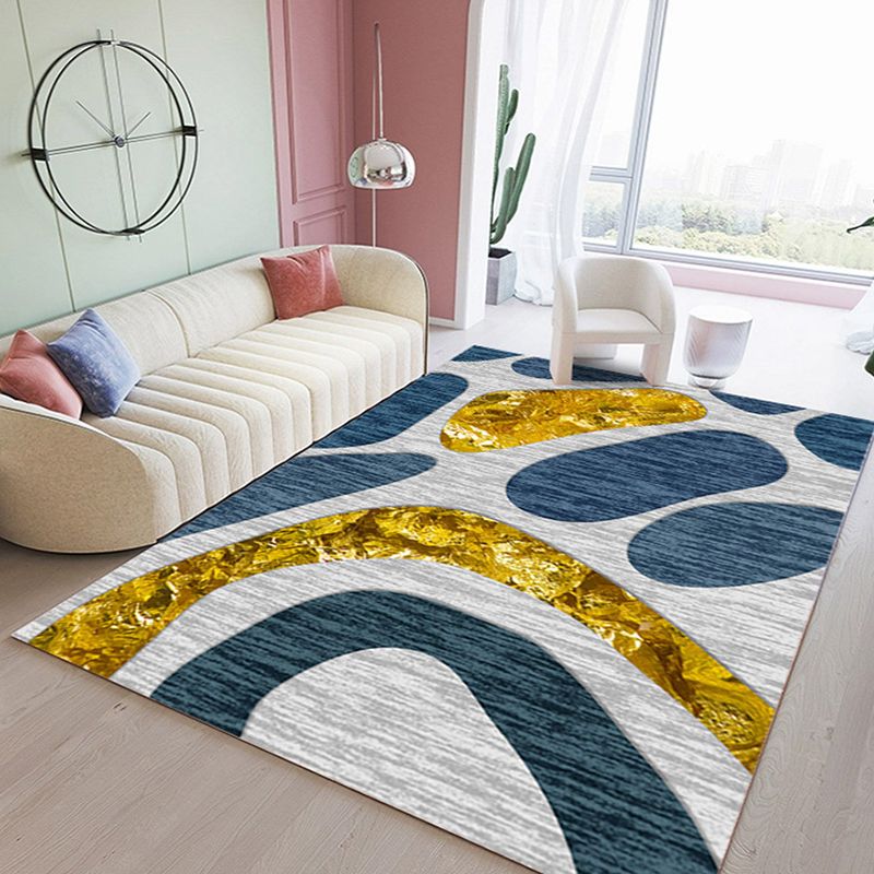 Green Graphic Rug Polyester Magnificent Rug Washable Rug for Living Room