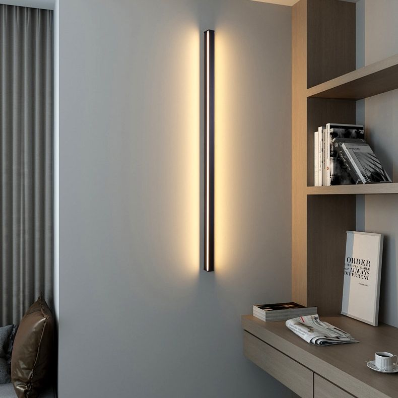 Metal Linear Wall Sconce Lighting Minimalist-Style LED Sconce Light Fixture in Black