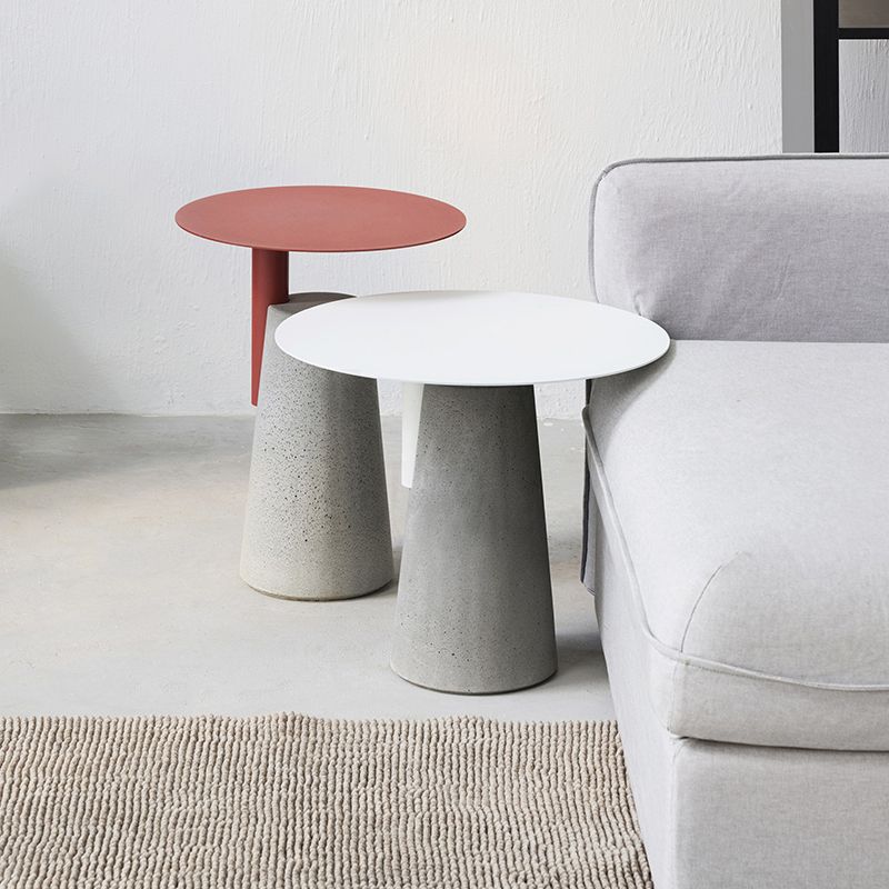 Round 1 Single Coffee Table Metal Cocktail Table with Cement Pedestal