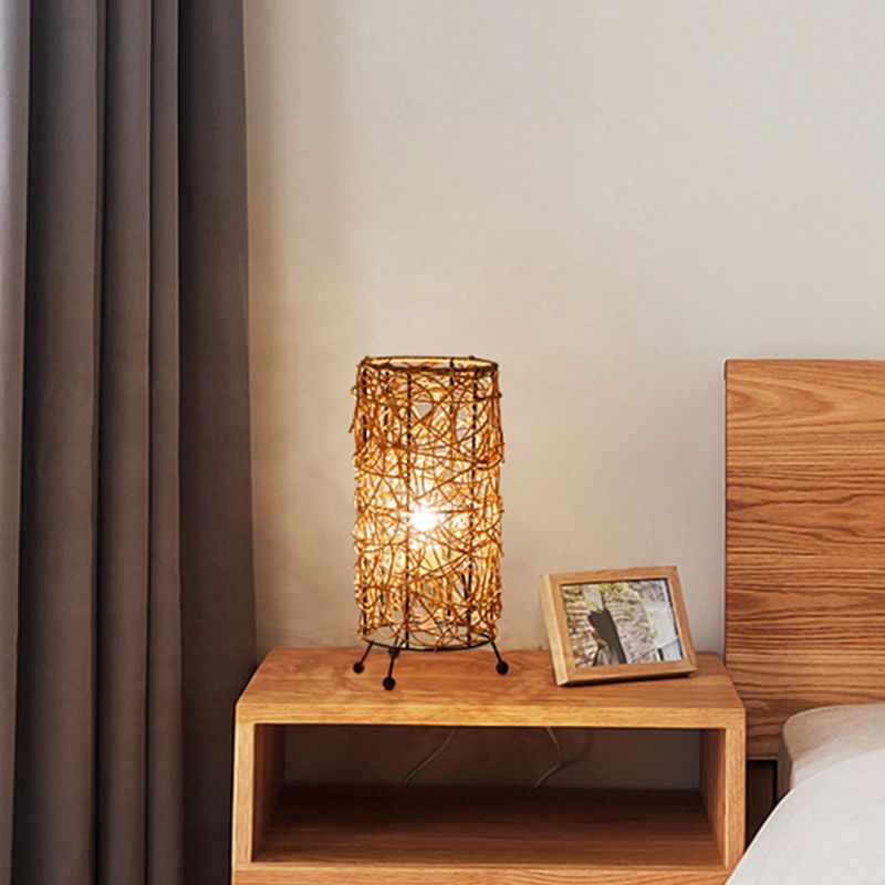 Chinese Cylindrical Desk Light Bamboo 1 Bulb Task Lighting in White/Coffee for Living Room