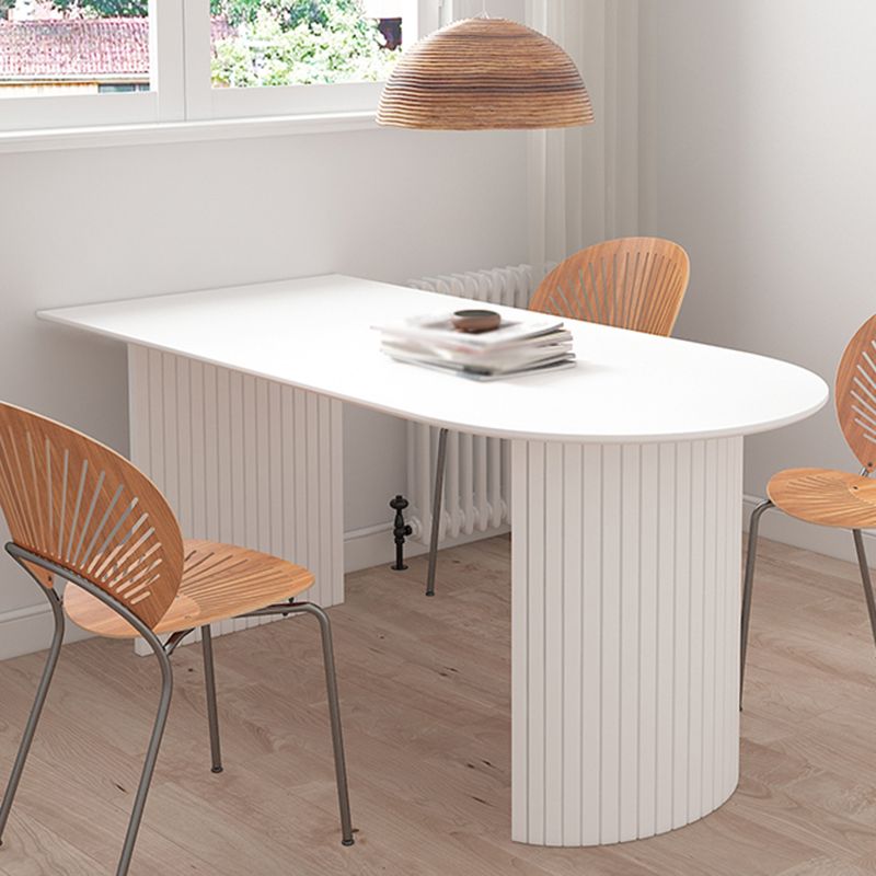 Freie Form moderner Stil Esstisch Weißer fester Tisch mit Sinterstein