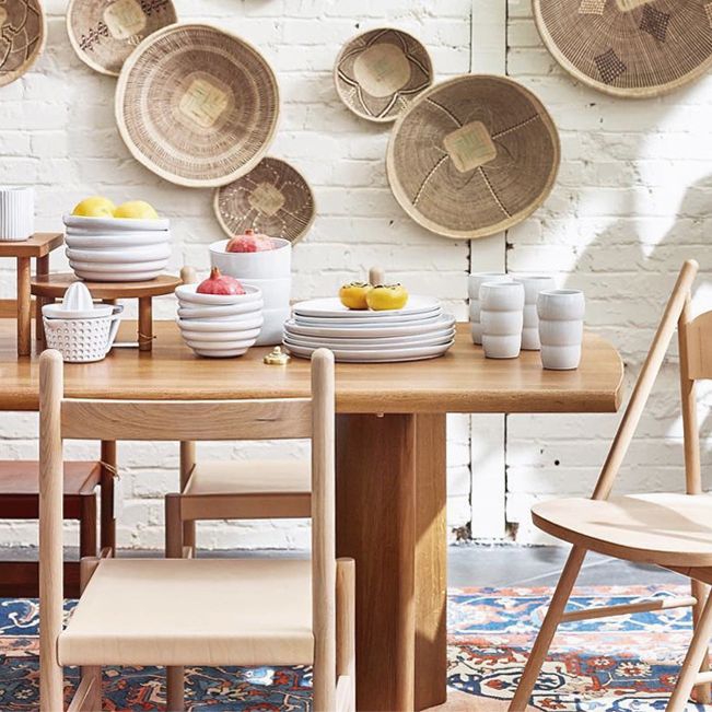 Rectangle Modern Dining Table Wood Color Fixed Table of Ashwood Solid Wood