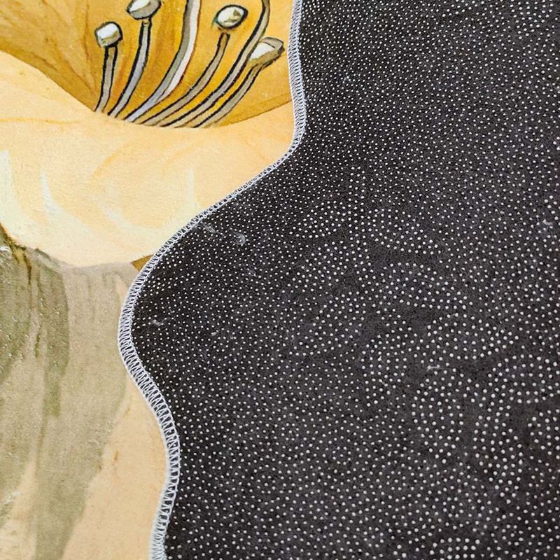 Irregular Flowers Shape Rug Living Room Carpet Polyester Washable Area Rug