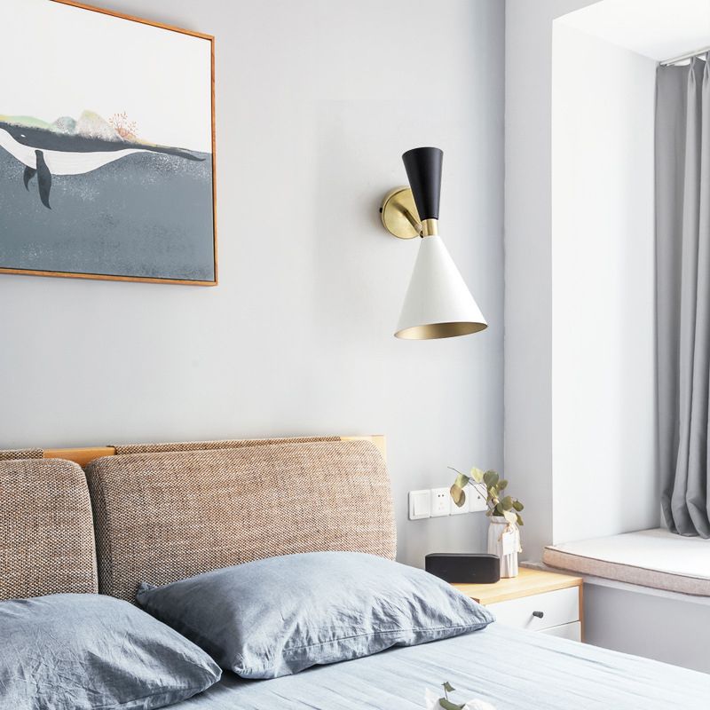Metal Flare Shape Wall Light Modern Style 1 Light Wall Light Sconce in White