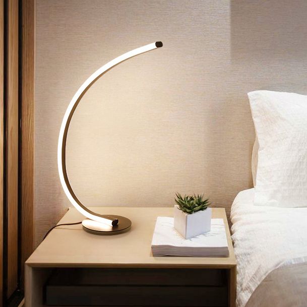 Nordic Artistic Simple Modern Style LED Table Lamp for Living Room Bedroom
