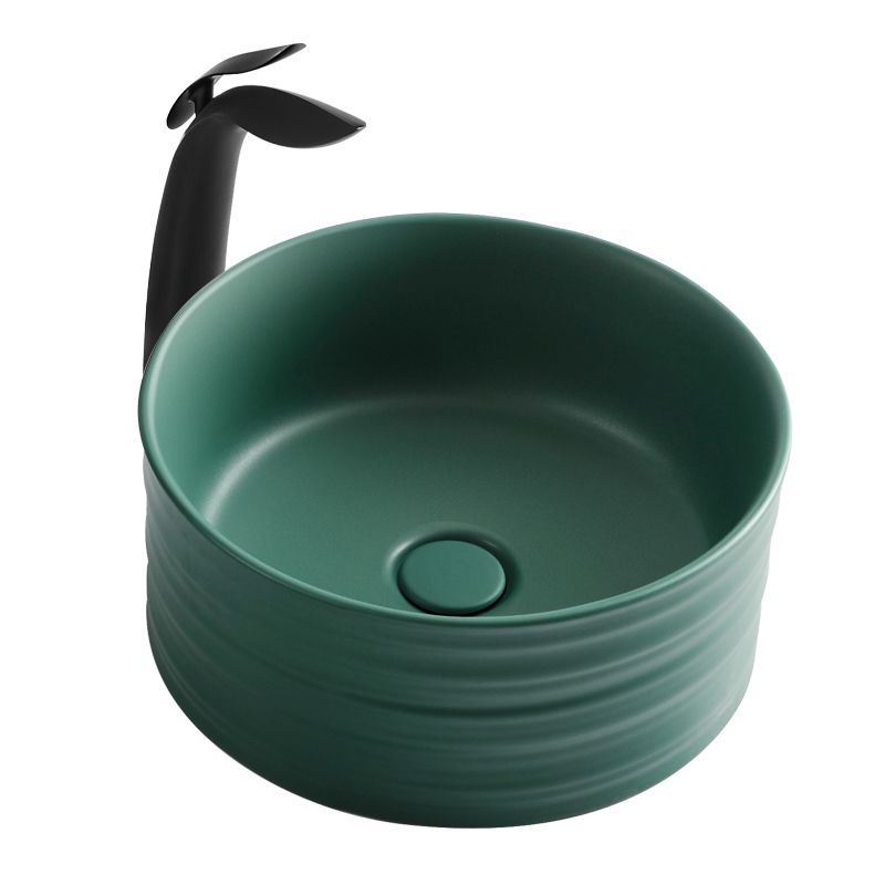Modern Vessel Bathroom Sink Circular Porcelain with Pop-Up Drain Vessel Sink