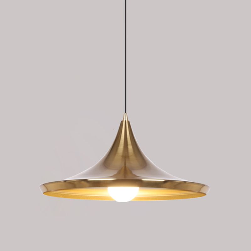 Gouden gearceerde hanglampverlichtingsarmatuur moderne stijl metalen hangend plafondlicht voor eetkamer