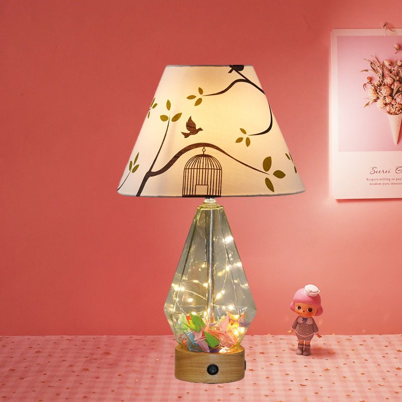 Helder glas urn/diamant nachtlamp eigentijds 1-bulb slaapkamer tafellicht met kegel afdrukkende stof schaduw