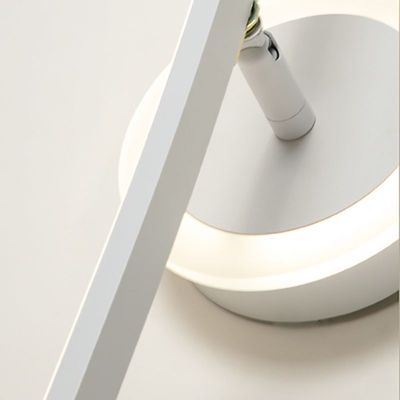 Lampe de forme de ligne lampe murale métallique simple LED LED MUR MUR LEIL