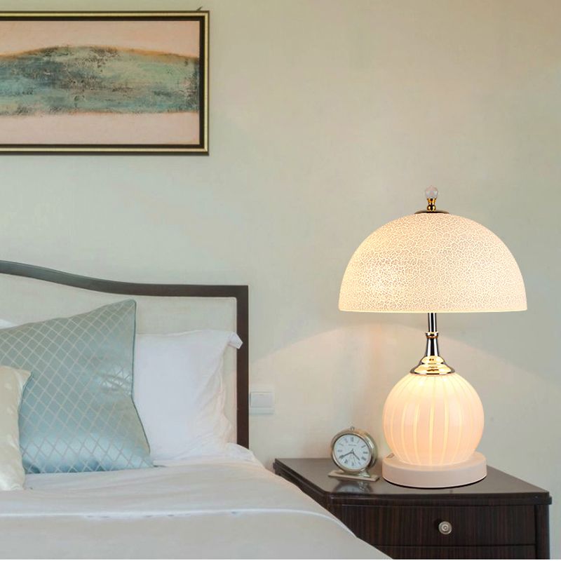 Lampes de table de nuit en dôme en verre de style moderne 1 lampe de table légère