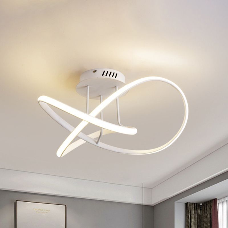 19.5 "/23.5" W Twist Plafond Gemonteerde Armatuur Moderne Acryl LED Wit/Koffie Semi Flush Mount Verlichting in Warm/Wit Licht