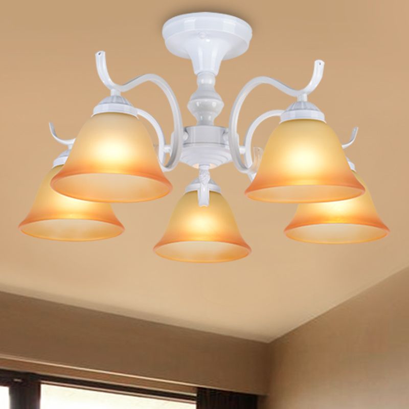 Bell blanc semi-luxueuse Mount Vintage Verage Shade plafond Plafond pour le salon