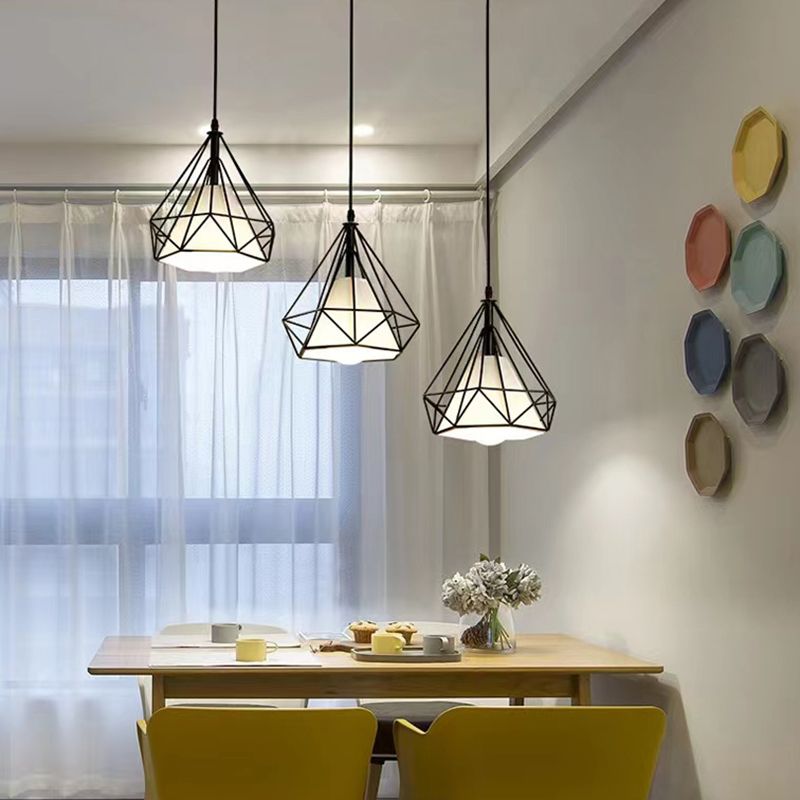 Lampada a ciondolo a ciondolo in gabbia di ferro, sospensione della sala da pranzo retrò in nero