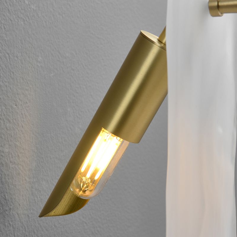 Metal Modern Wall Sconce Rectangle Shape Wall Light with Glass Shade for Bedroom