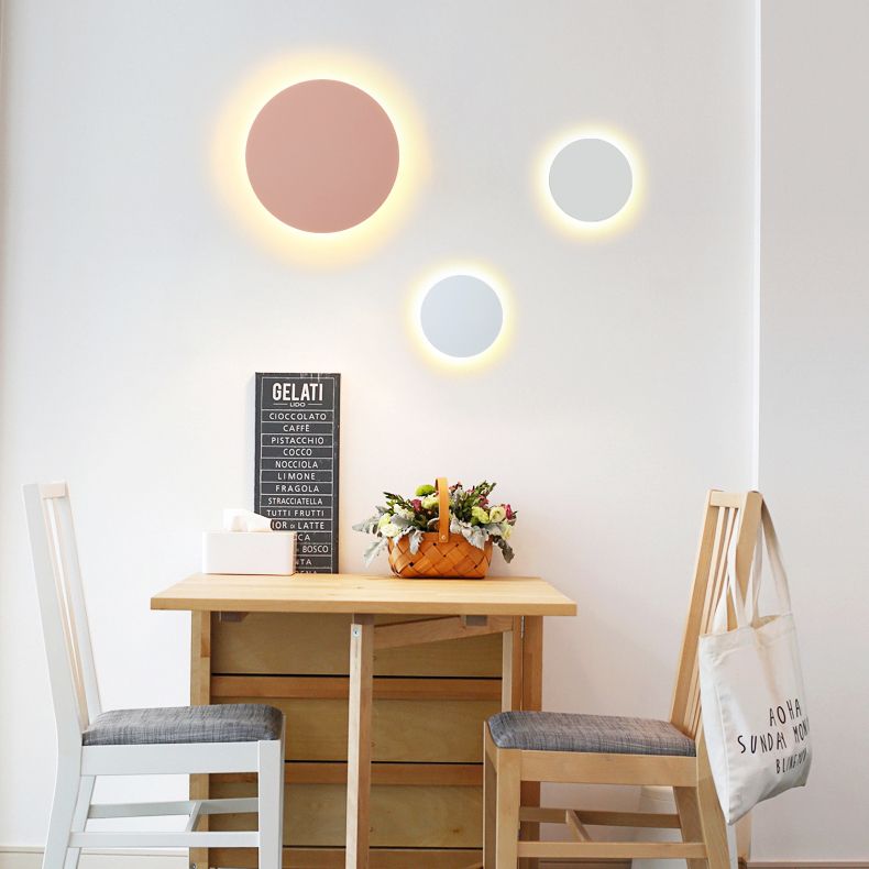 Metal Disc Wall Mount Lighting Modern Style LED Wall Sconce Lighting for Kids Bedroom