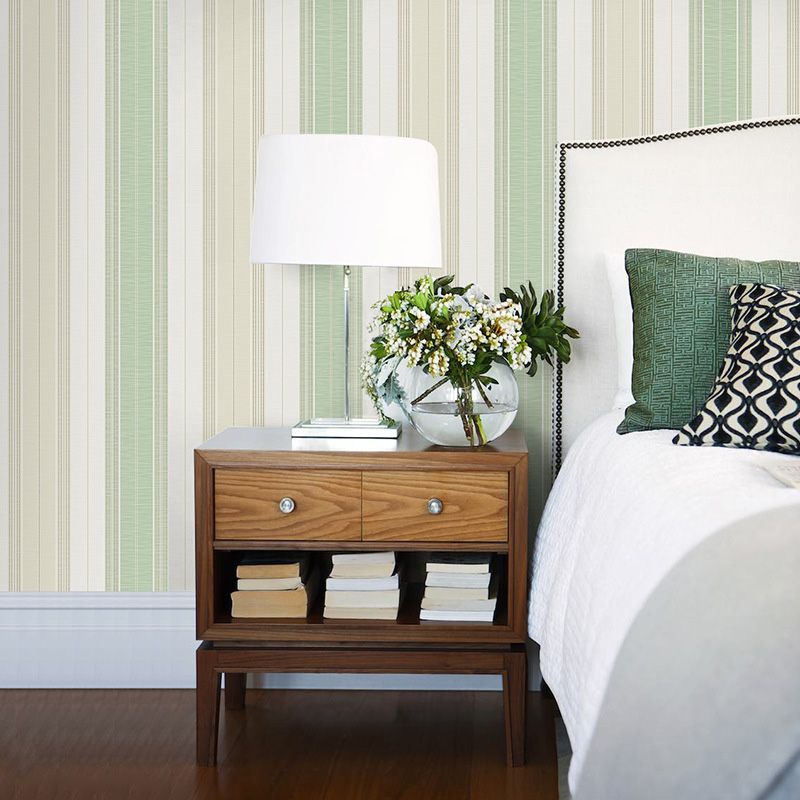 Vertical Stripe Wall Decor Non-Woven Fabric Wallpaper for Living Room, 20.5"W x 33'L