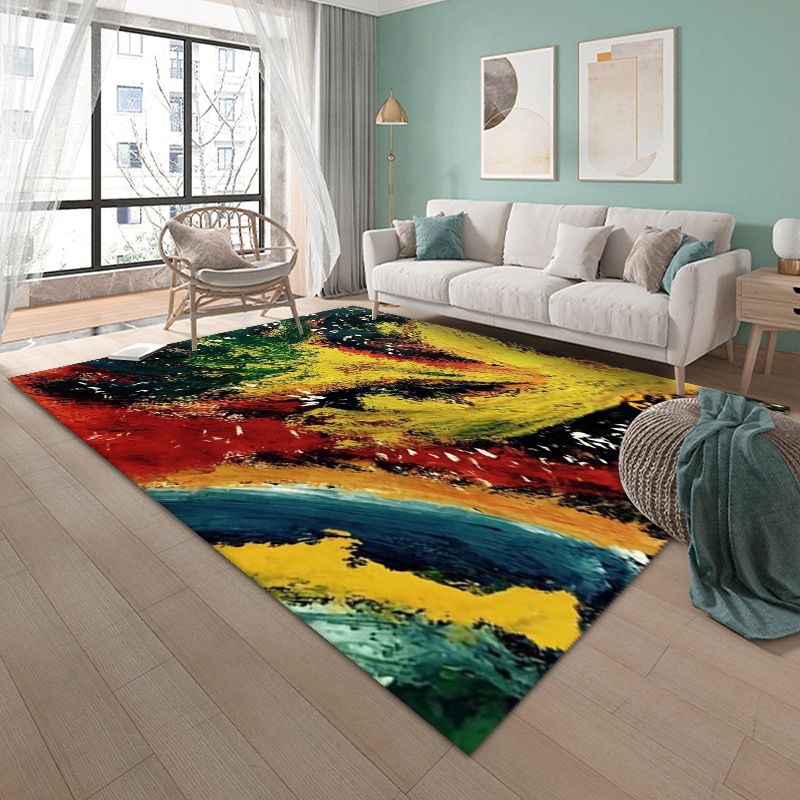 Black Modern Carpet Polyester Graphic Carpet Non-Slip Backing Carpet for Home Decor