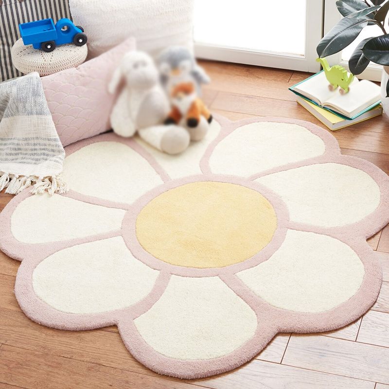 Light Pink Casual Carpet Polyester Flower Carpet Washable Carpet for Drawing Room