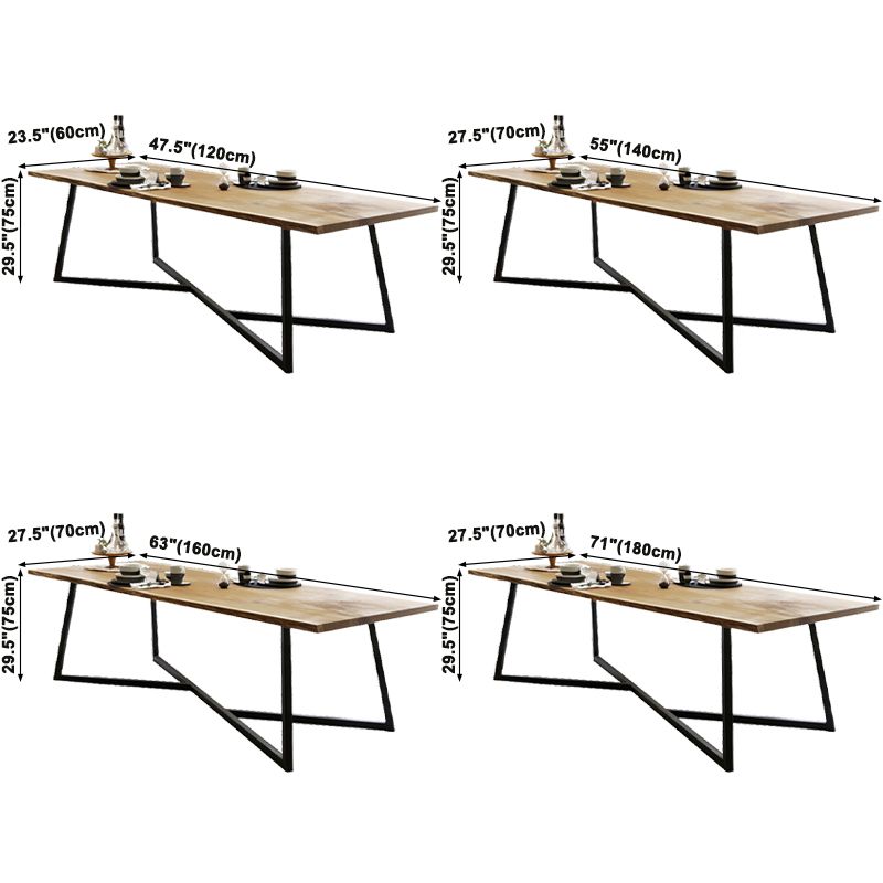 Industrieel vast hout kaki eettafel rechthoekige vorm eettafel met sleeënbasis