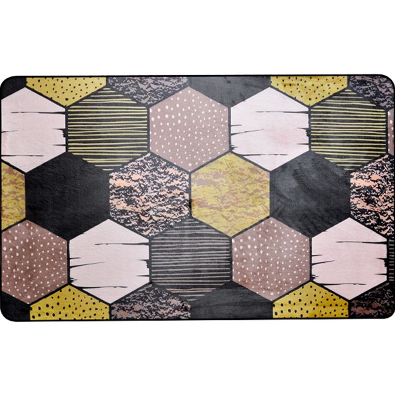 Novelty Geometric Pattern Rug Black Polyester Rug Washable Pet Friendly Non-Slip Area Rug for Living Room